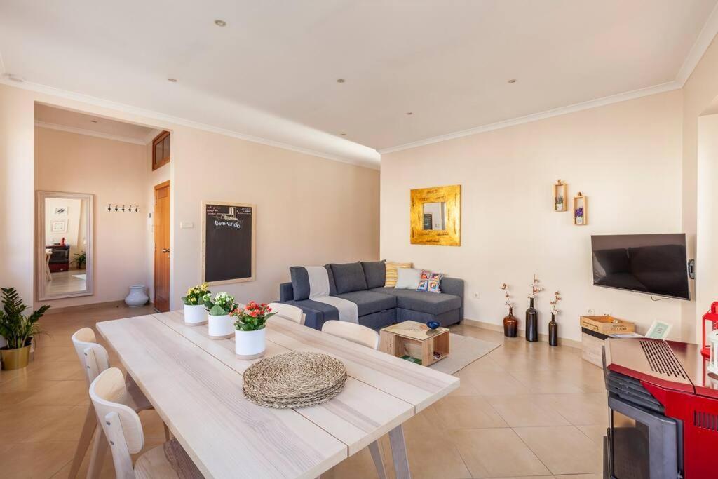 Charming 120M² In Historic Center Apartment Lamego Exterior foto